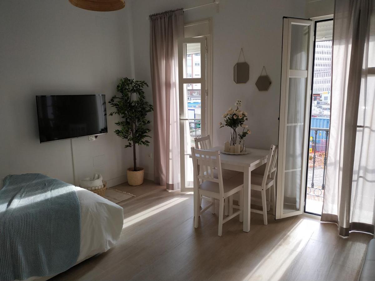 Apartamento En El Centro A 3 Minutos De Calle Larios Apartment In The City Center, 3 Minutes From Larios Street Malaga Ngoại thất bức ảnh